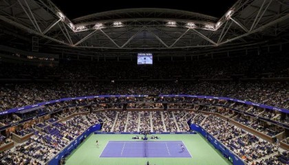 德约赢球现隐忧，梅总命悬一线，四金花同折戟，东南亚二女将生猛